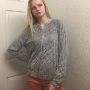 Laser cut spring jacket